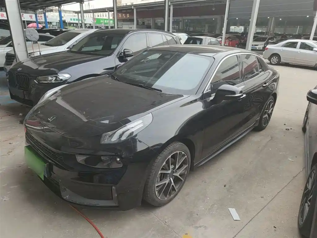 Lynk & Co 03 2020 1.5TD DCT Power Pro Edition фото 2