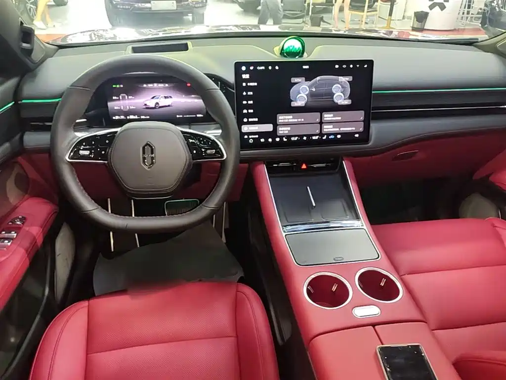 AITO Wenjie AITO M5 2025 Extended Range Ultra AWD фото 10