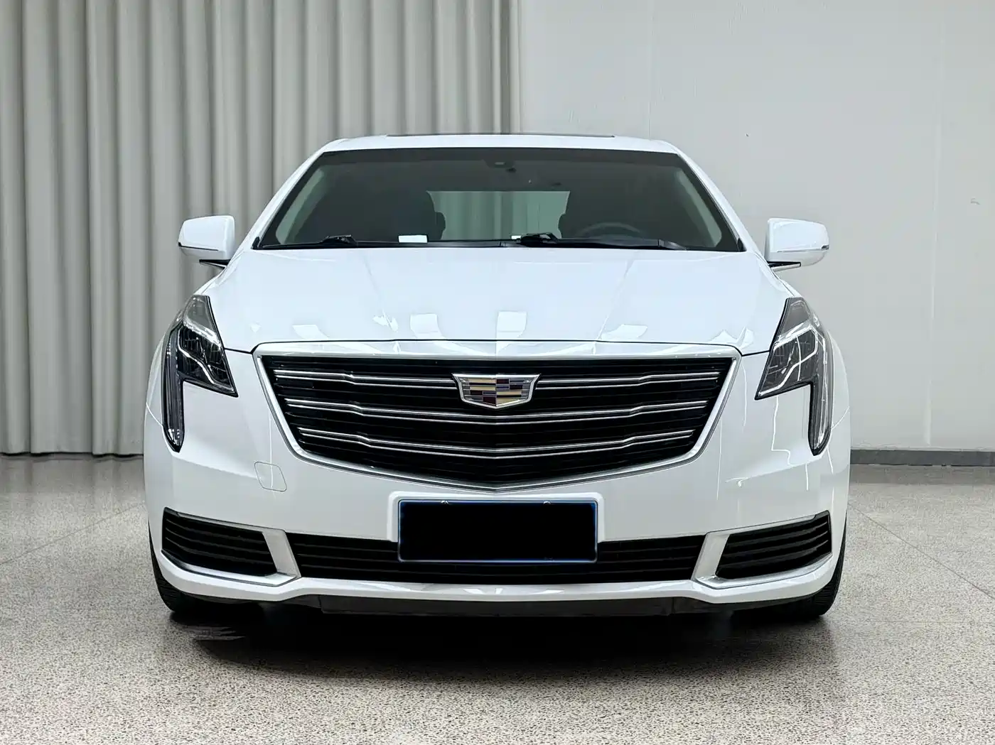 Cadillac XTS 2018 28T Technology фото 2