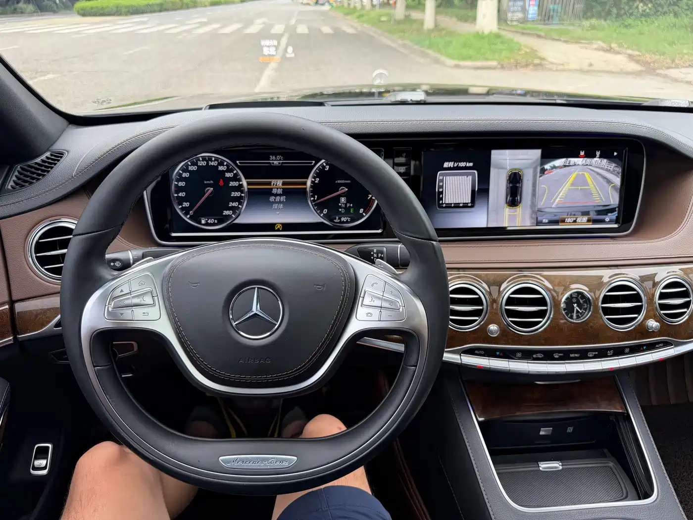 Фото 20 - Mercedes-Benz S-Class