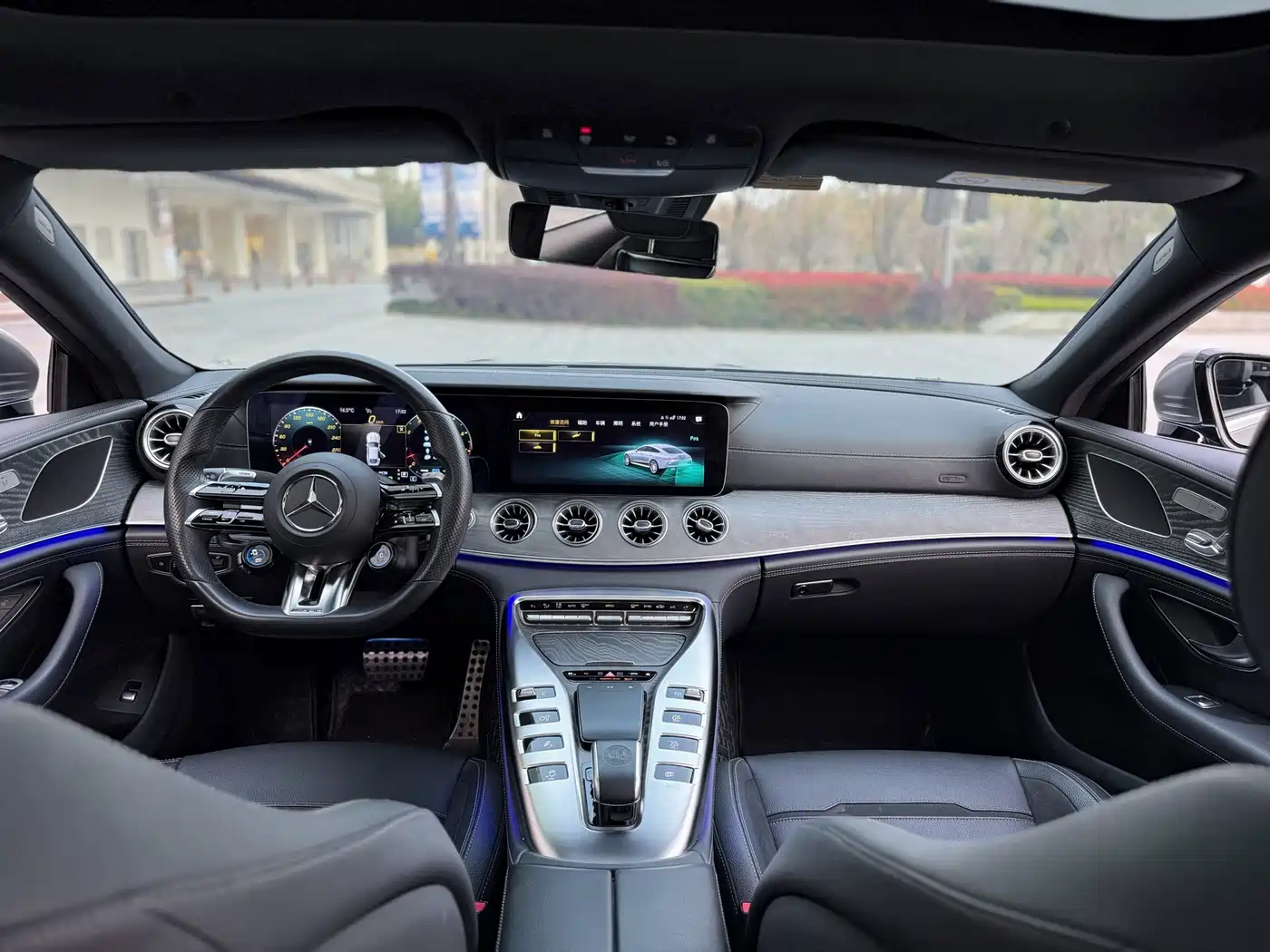 MERCEDES-BENZ AMG GT