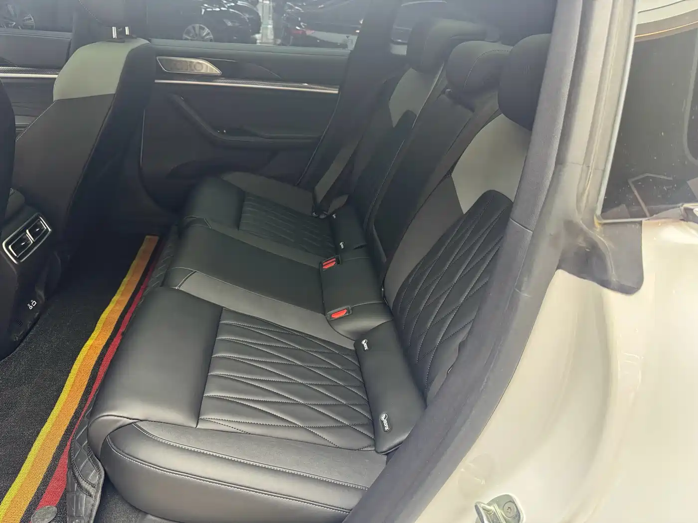 Nezha Auto Nezha S Shooting Brake 2025 2024 Model Range Extender 300 Standard