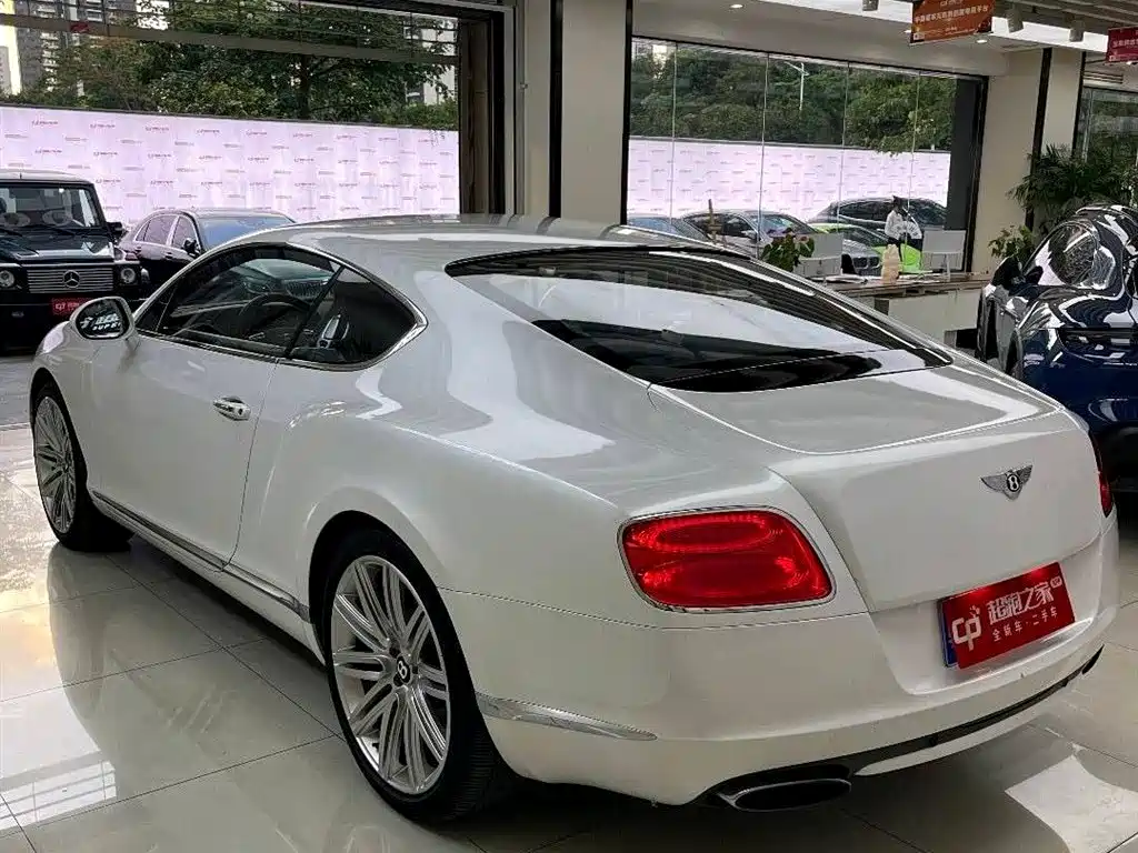 Фото 6 - Bentley Continental
