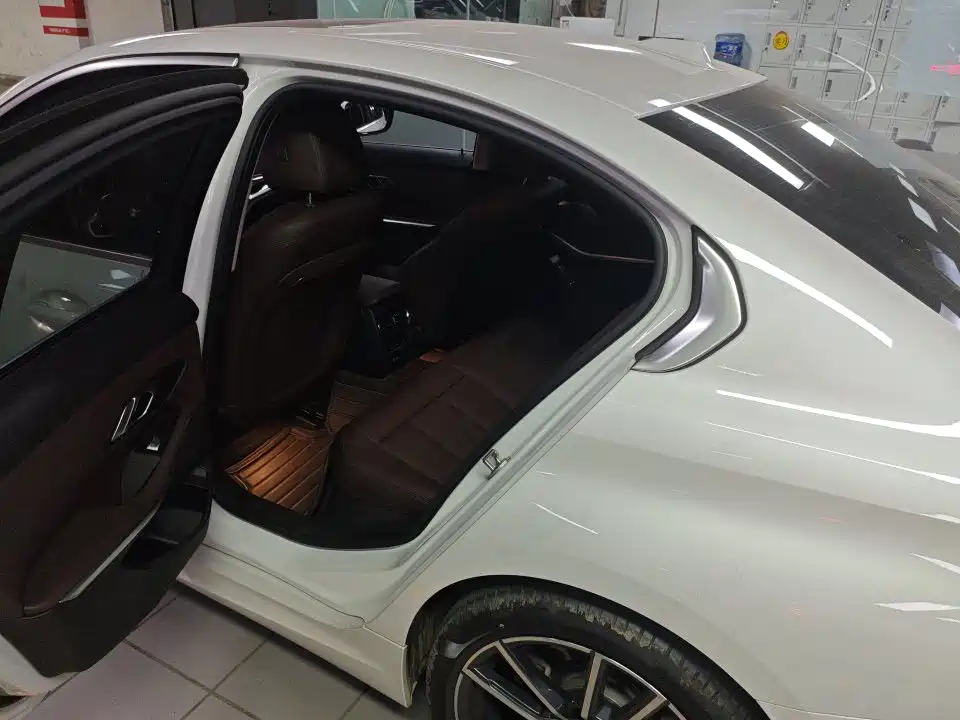 Фото 5 - BMW 3 Series