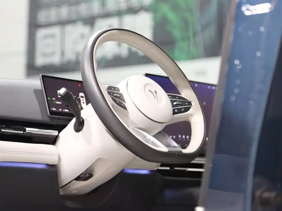 Voyah Auto Voyah Dreamer 2025 PHEV AWD Flagship Kunpeng Edition фото 17