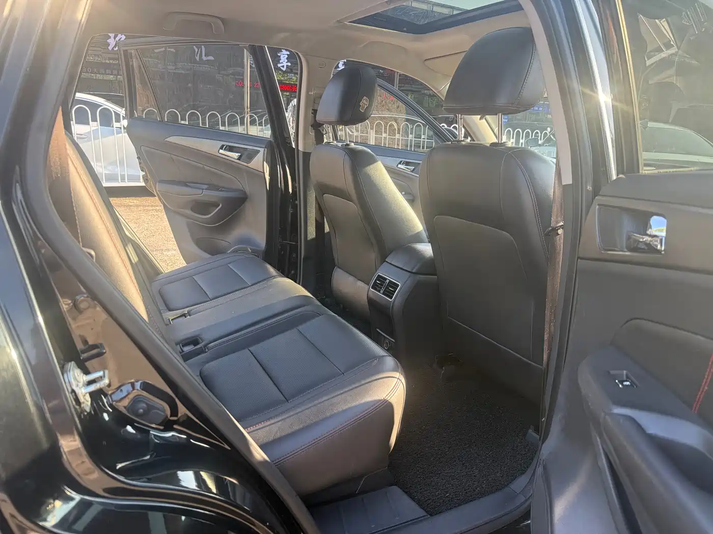 CHANGAN CS75