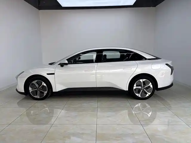 XPeng MONA M03 2024 515 Long Range фото 10