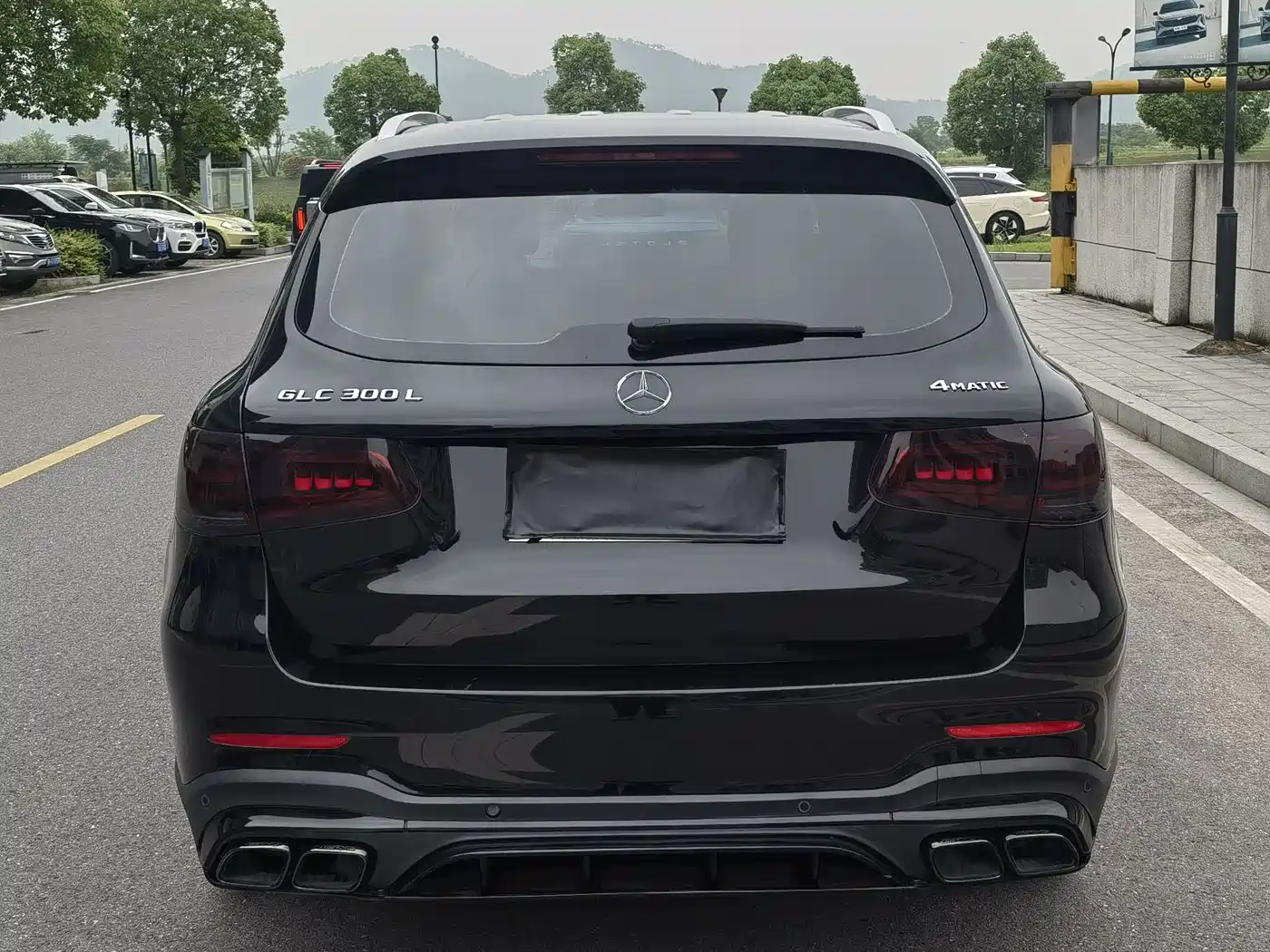 Mercedes-Benz GLC 2022 Model GLC 260 L 4MATIC Luxury Edition фото 4
