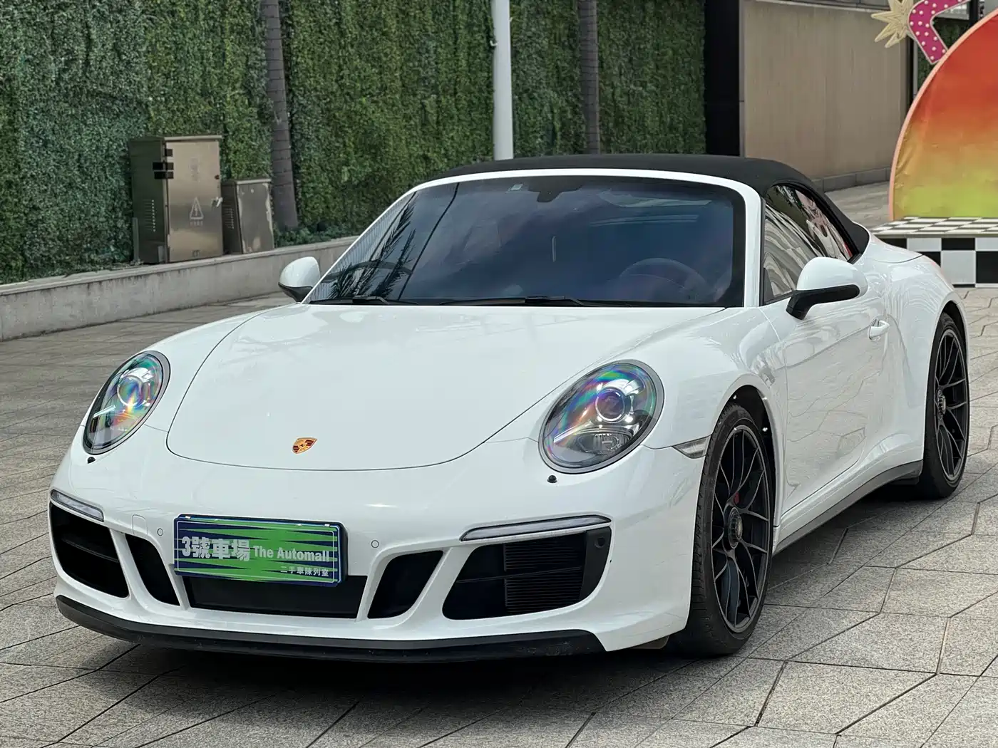 Porsche 911 2017 Carrera Cabriolet GTS 3.0T