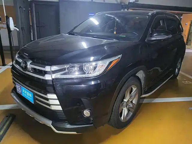 Toyota Highlander 2018 2.0T 4WD Luxury 7-seater (China V) — фото 1