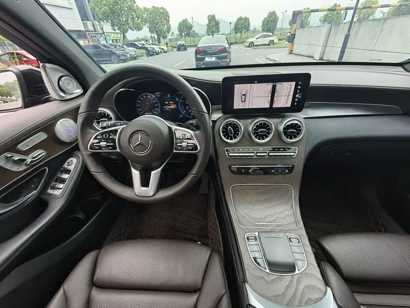 Mercedes-Benz GLC 2022 Model GLC 260 L 4MATIC Luxury Edition фото 15