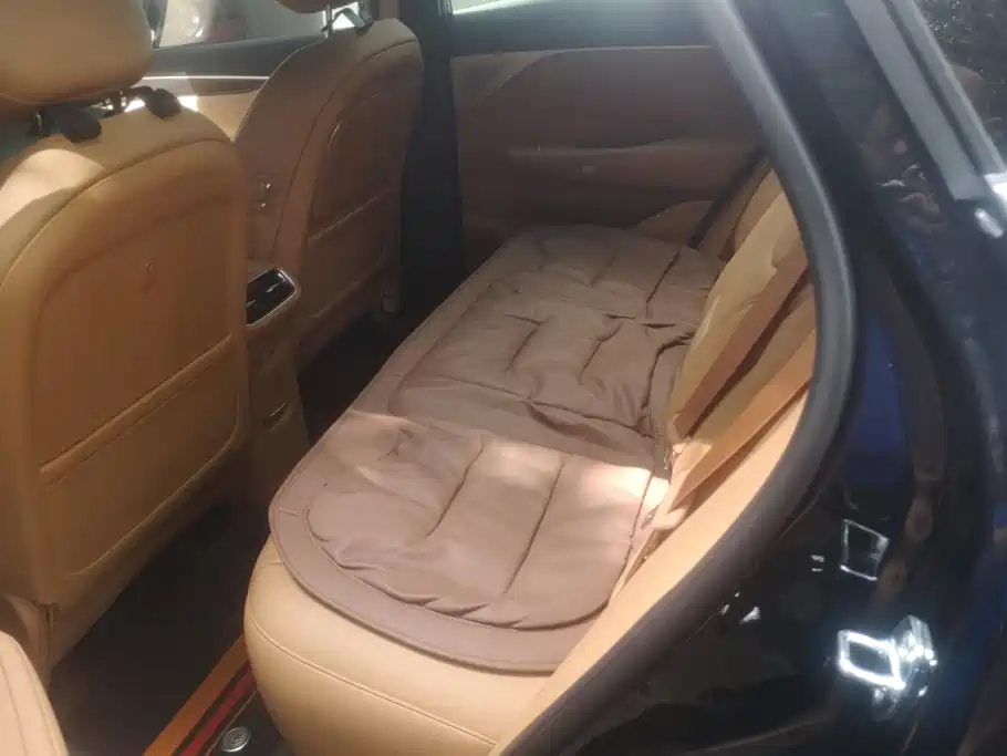 Dongfeng Aeolus L8 2025 2025 Plug-in Hybrid