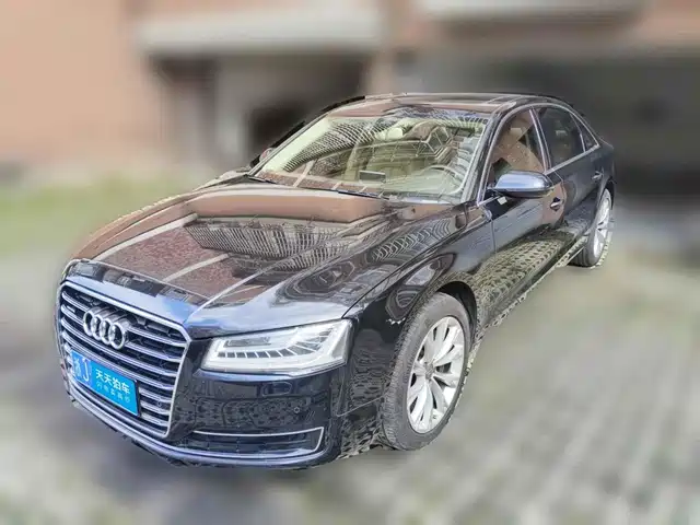 Audi A8 2014 Model A8L 40 hybrid — фото 1