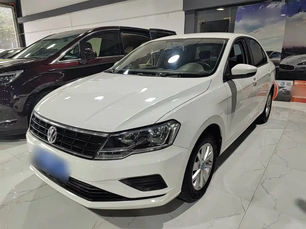 Volkswagen Jetta 2017 1.5L Automatic Fashion фото 2