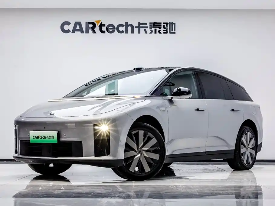 Li Auto i6 2025 4WD Base Model