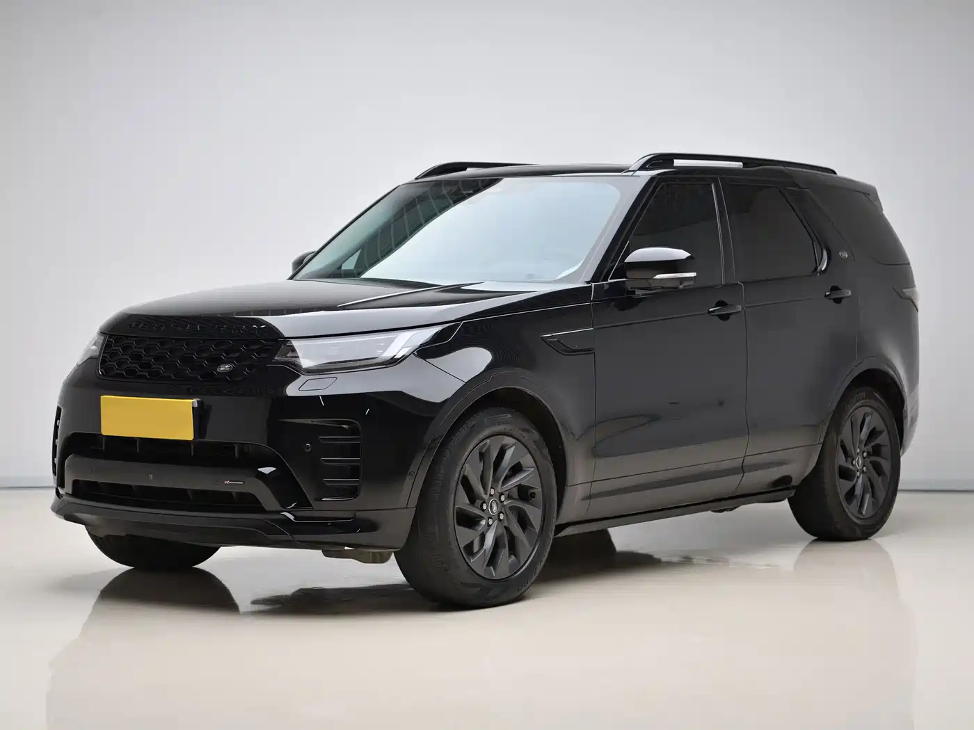 Land Rover Discovery 2023 360PS R-Dynamic S