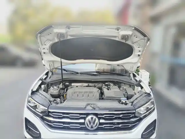 Volkswagen Tayron 2020 330TSI 2WD Luxury Smart Edition — фото 3
