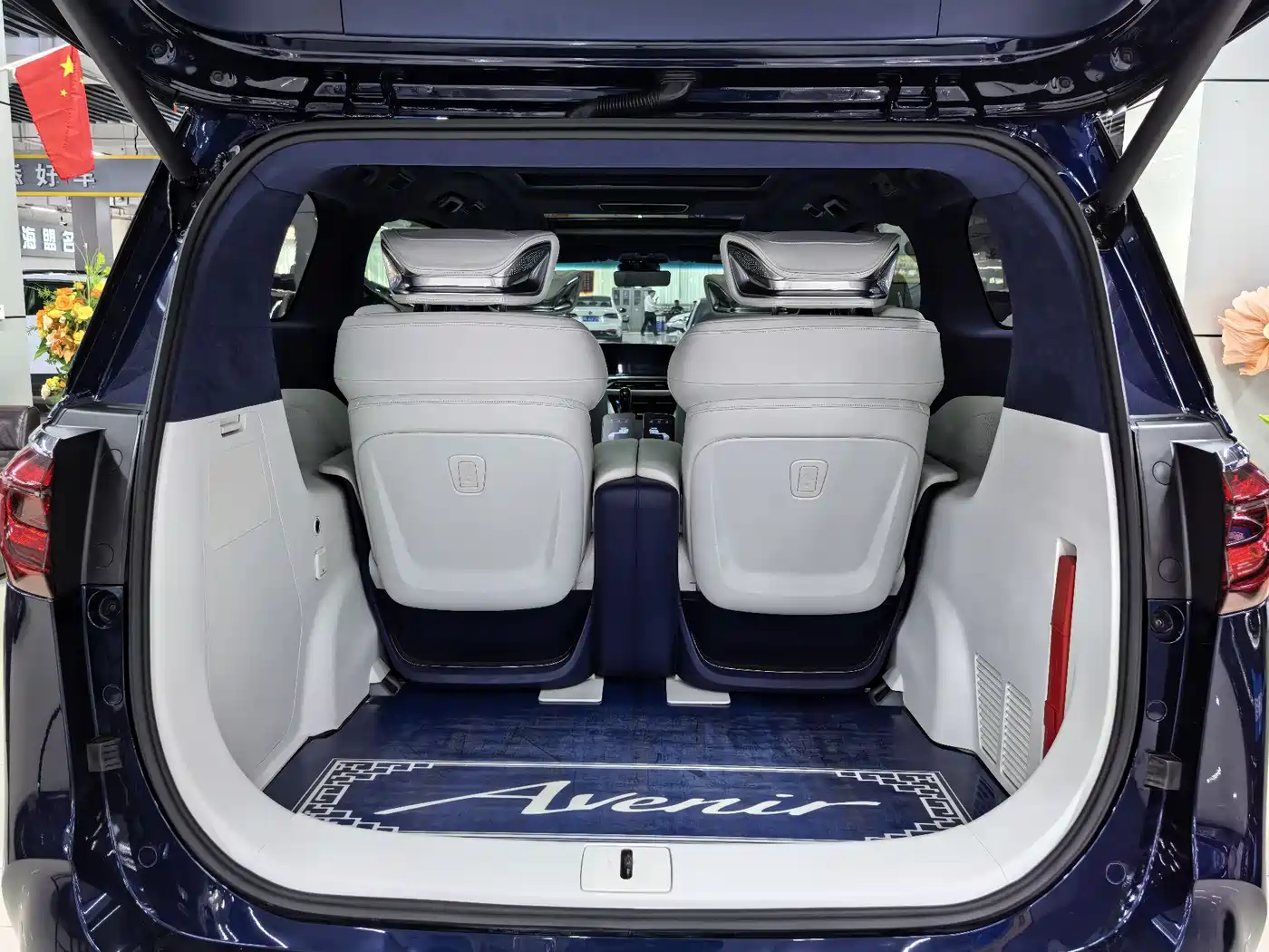 Buick GL8 2021 Avenir Aivia 4-Seater Prestige Edition фото 16