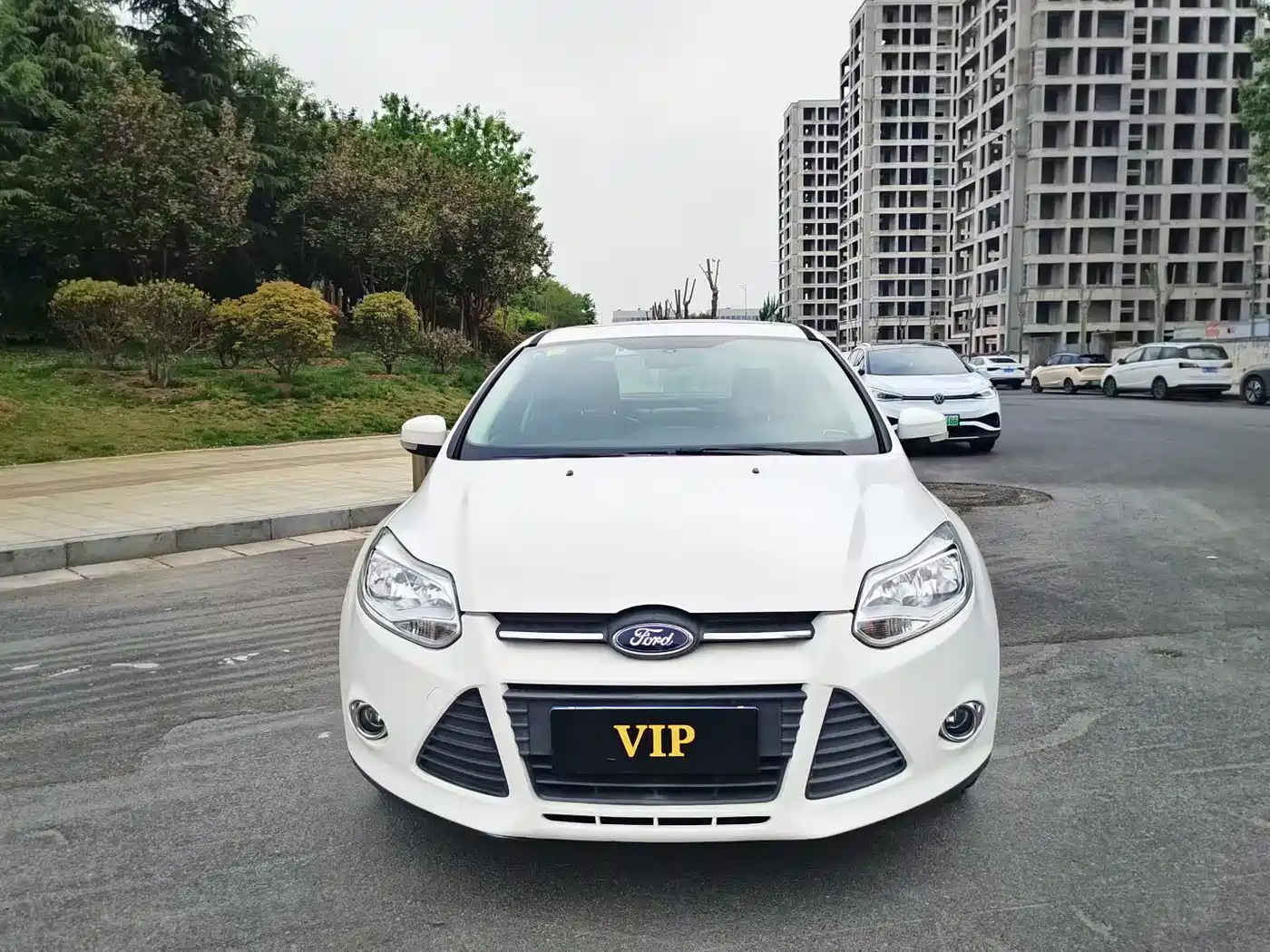 Фото 2 - Ford Focus