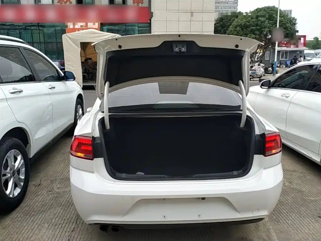 Volkswagen Lamando 2018 230TSI DSG Trend Edition фото 19