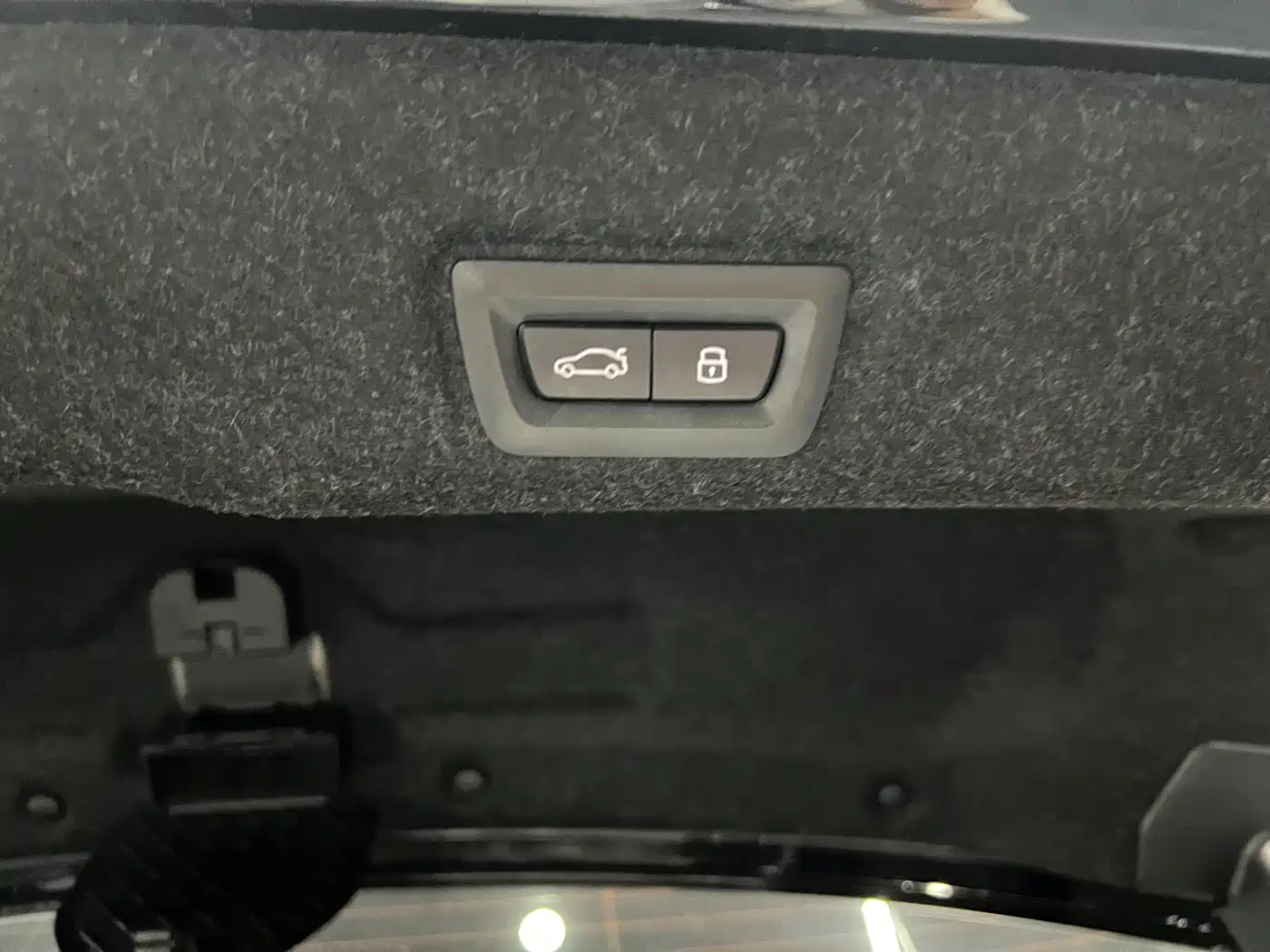 BMW 5 Series 2024 530Li Leading M Sport Package фото 20