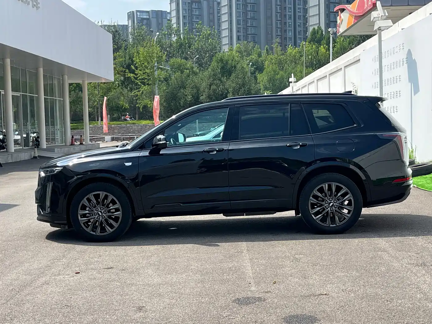 Cadillac XT6 2024 2025 2.0T 6-Seater AWD Executive Black Label Edition