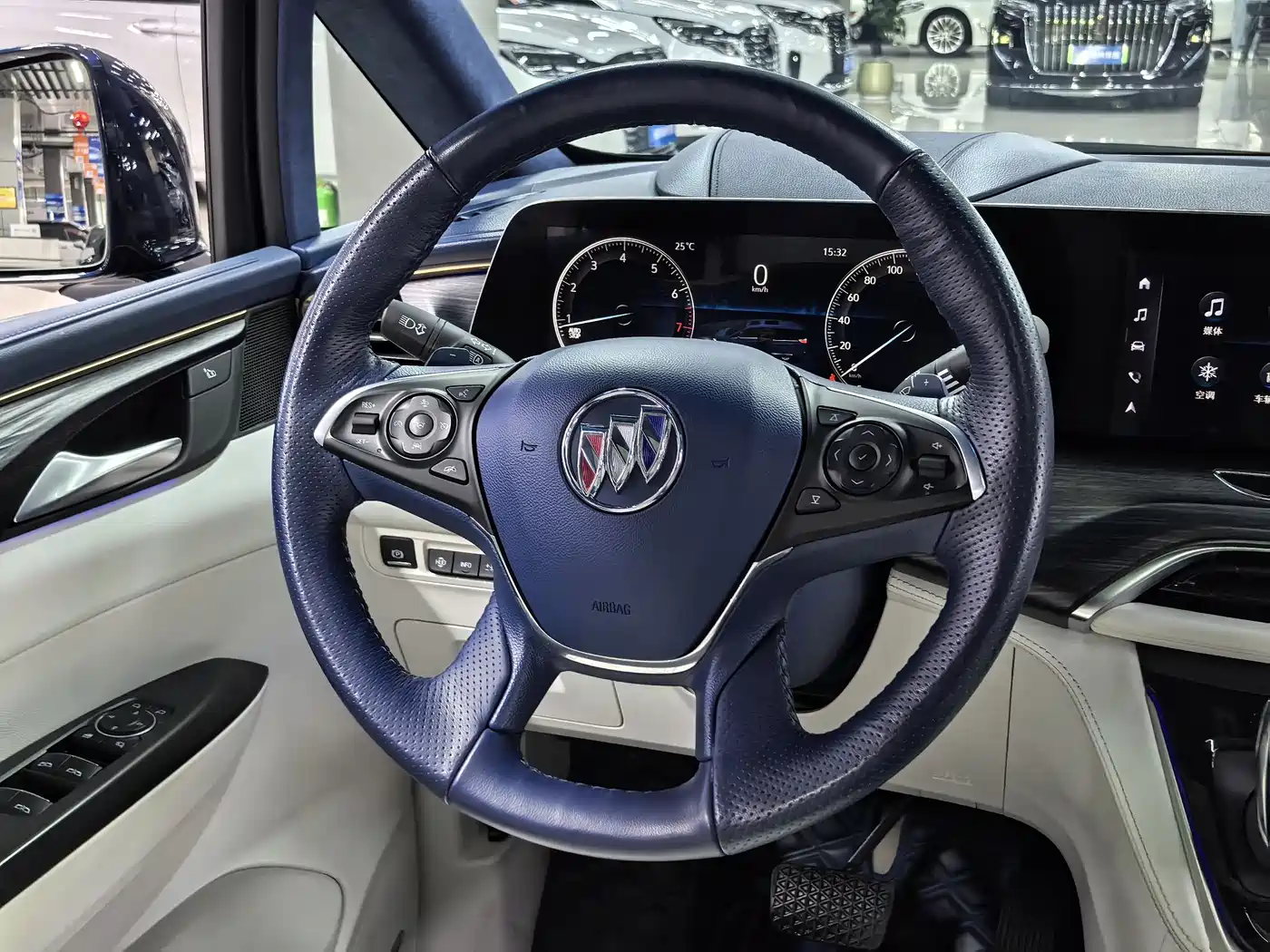 Buick GL8 2021 Avenir Aivia 4-Seater Prestige Edition фото 11