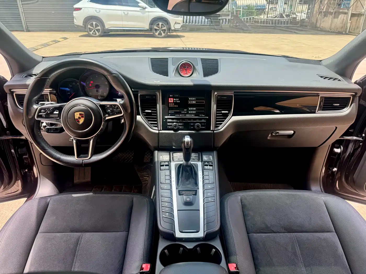 Porsche Macan 2016 Macan S 3.0T фото 6