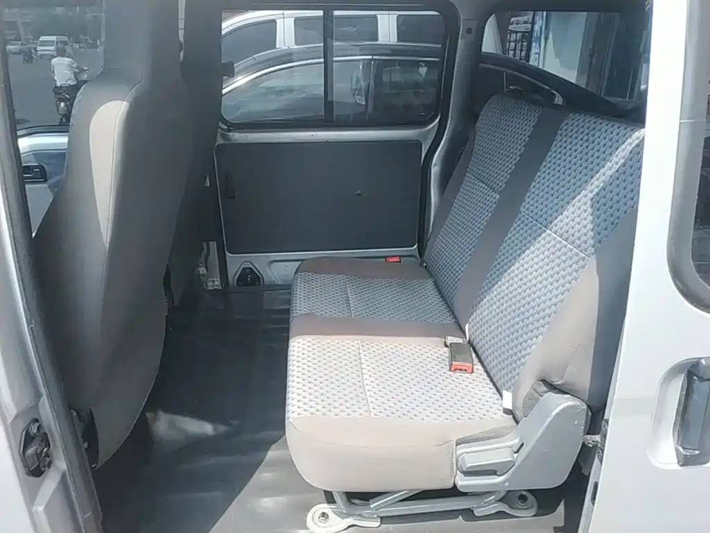 Wuling Motors Wuling Zhiguang 2024 2023 1.5L Utility 5/7-seater