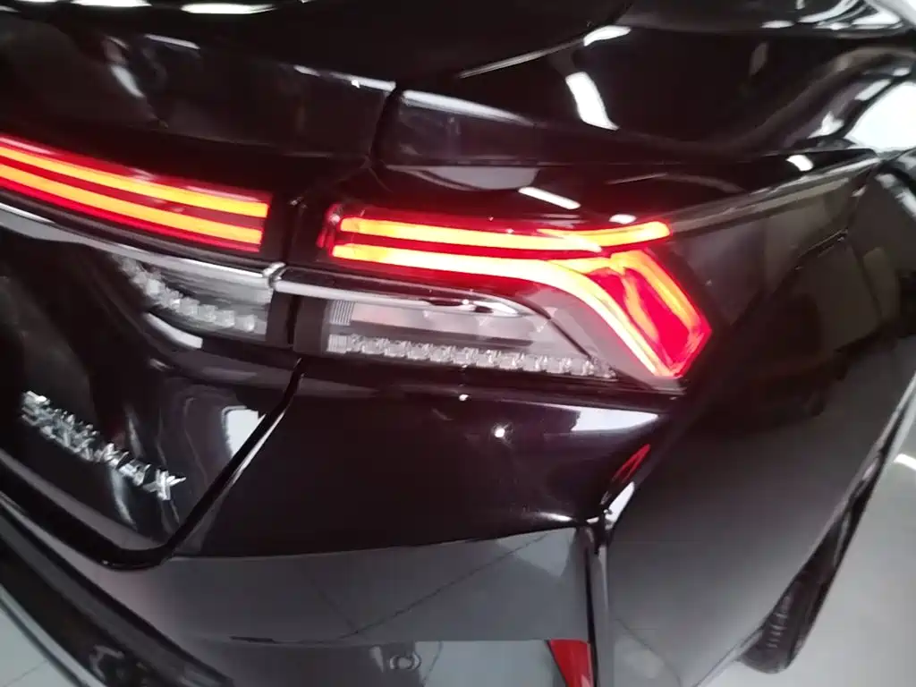Dongfeng Aeolus Yixuan MAX 2024 2024 1.5T Luxury Edition