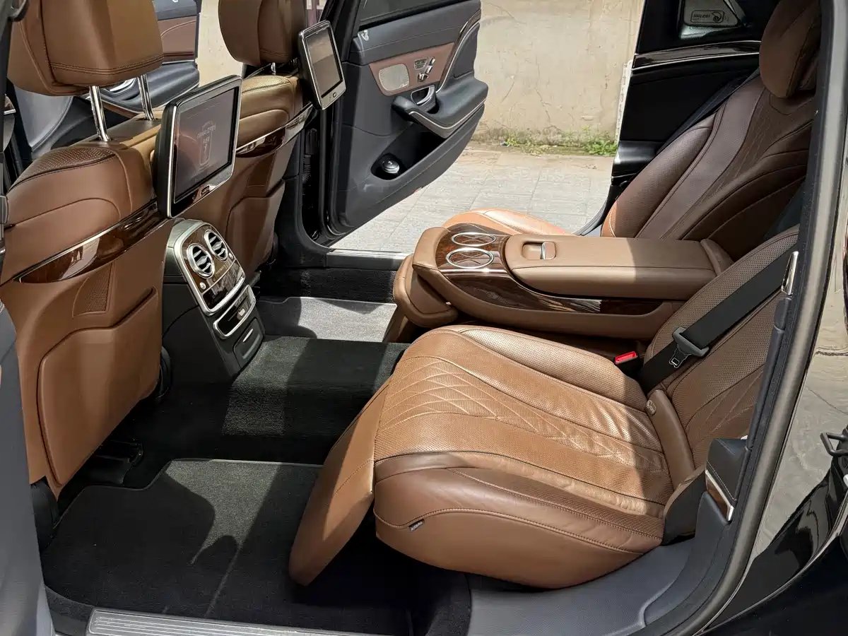 Mercedes-Benz Maybach S-Class 2016 S 400 4MATIC фото 8