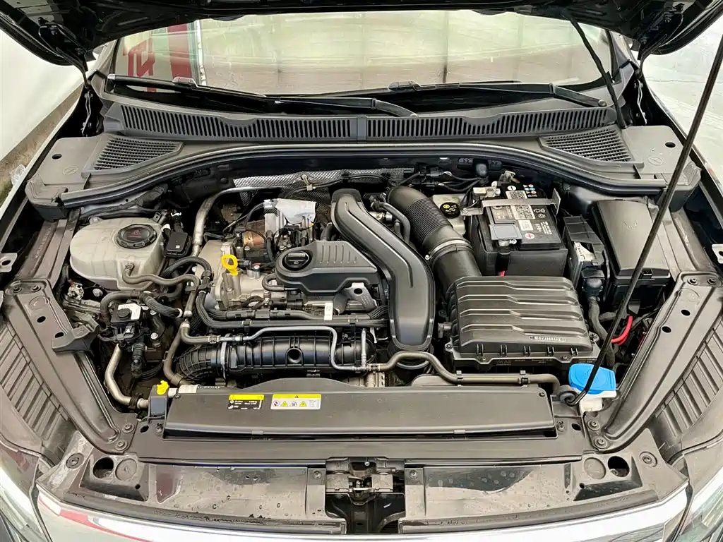 Volkswagen Sagitar 2023 300TSI DSG Surpassing Edition фото 19