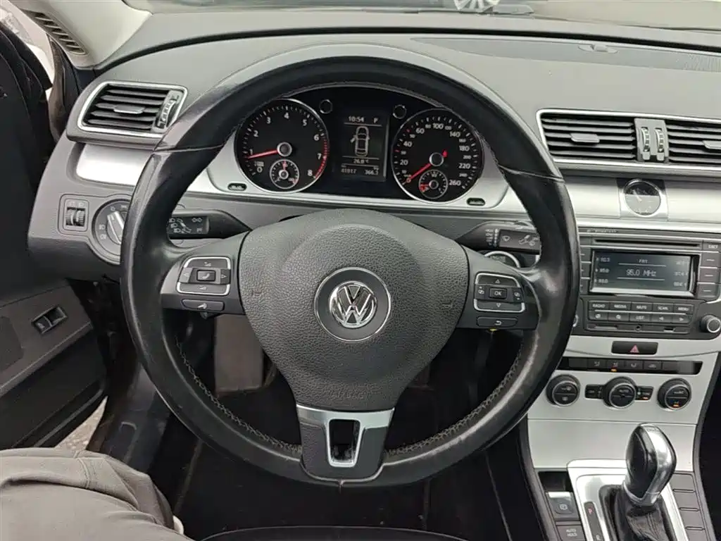 Volkswagen Magotan 2015 1.8TSI Leading фото 17