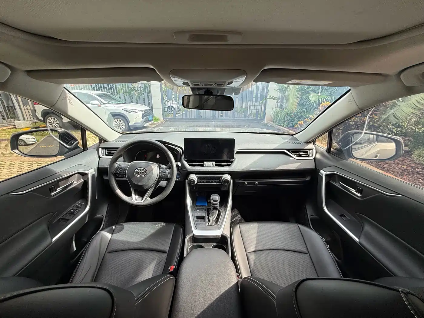 Toyota RAV4, миниатюра 5