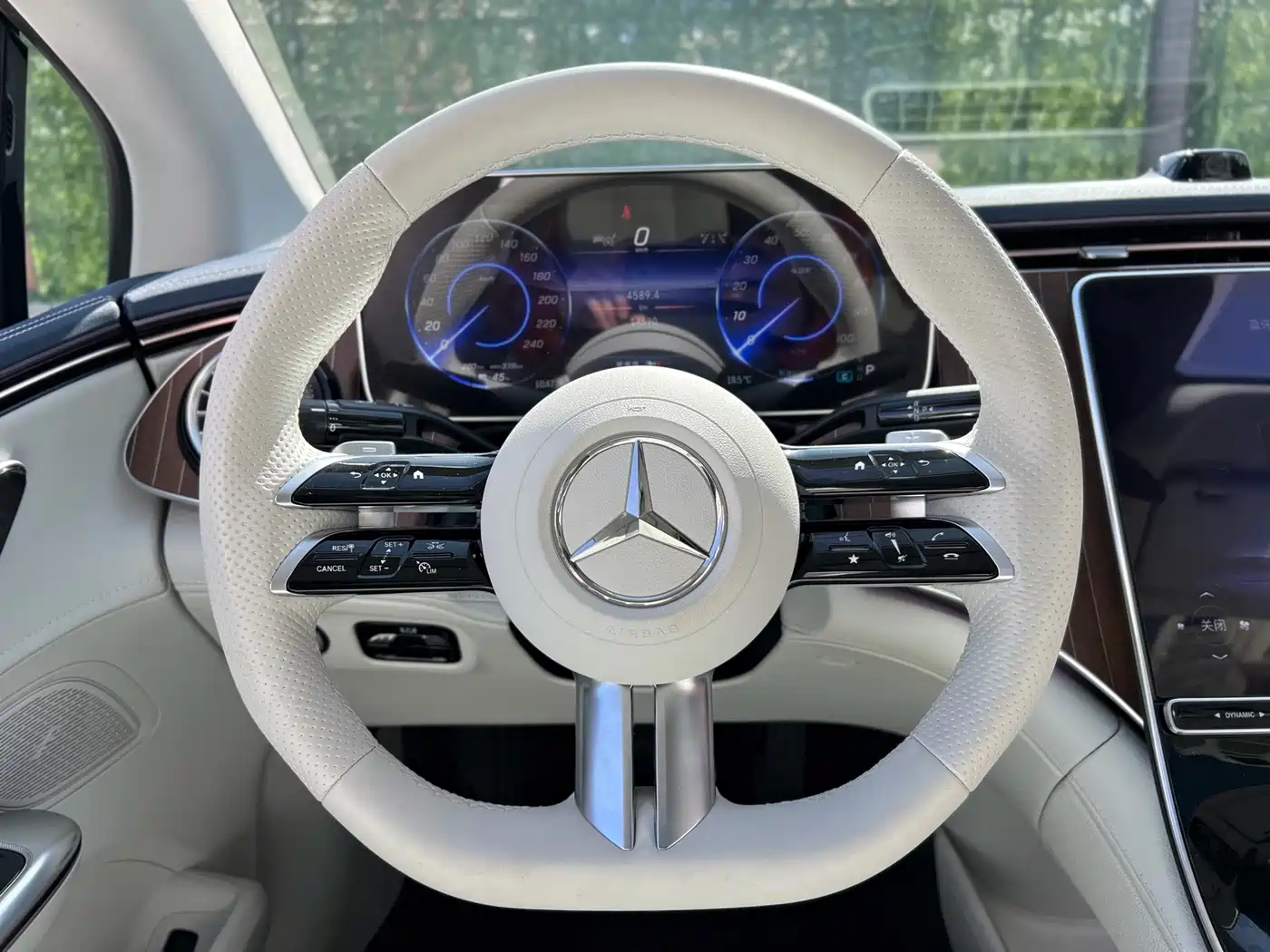 Mercedes-Benz EQE 2022 350 Pioneer Edition фото 16