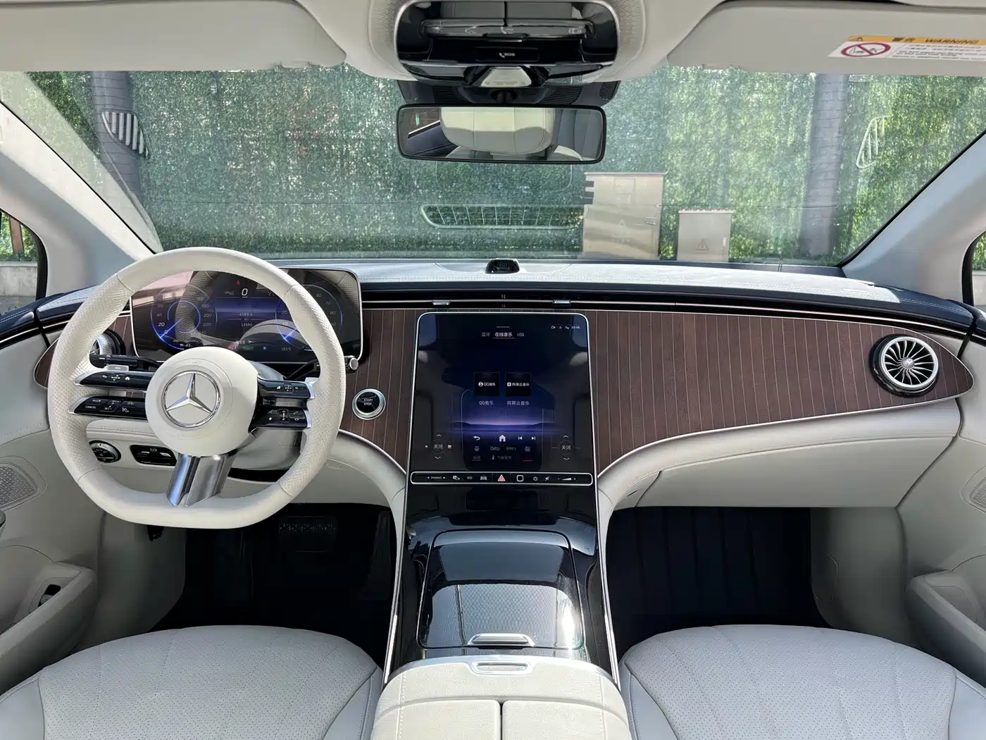 Mercedes-Benz EQE 2022 350 Pioneer Edition фото 15