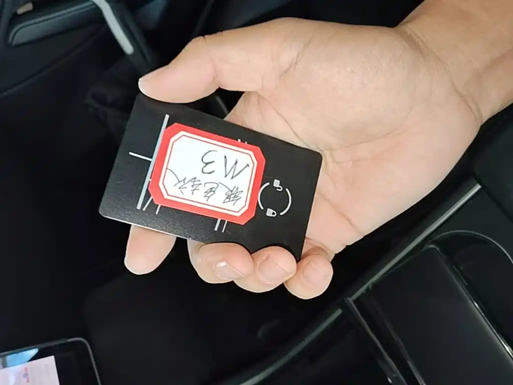 Фото 9 - Tesla Model 3 (Import)