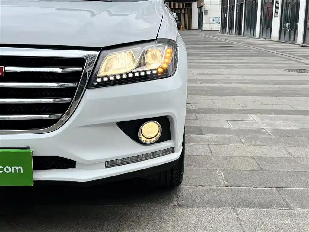 Haval H2 2016 Red Label 1.5T Manual 2WD Luxury фото 24