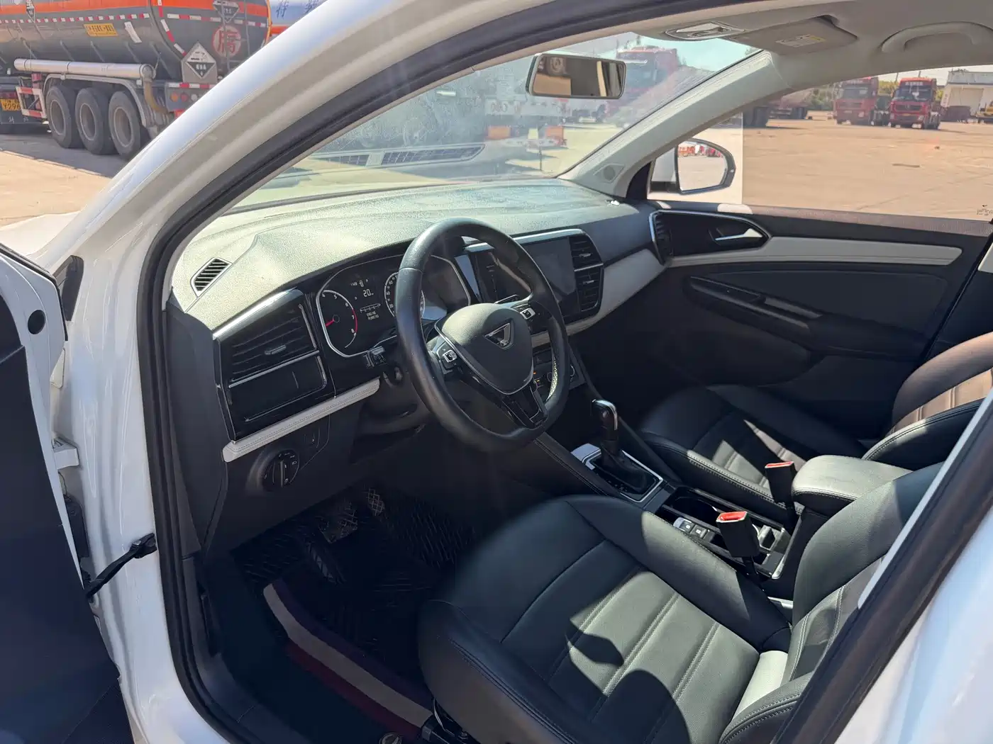Фото 3 - Jetta VS5