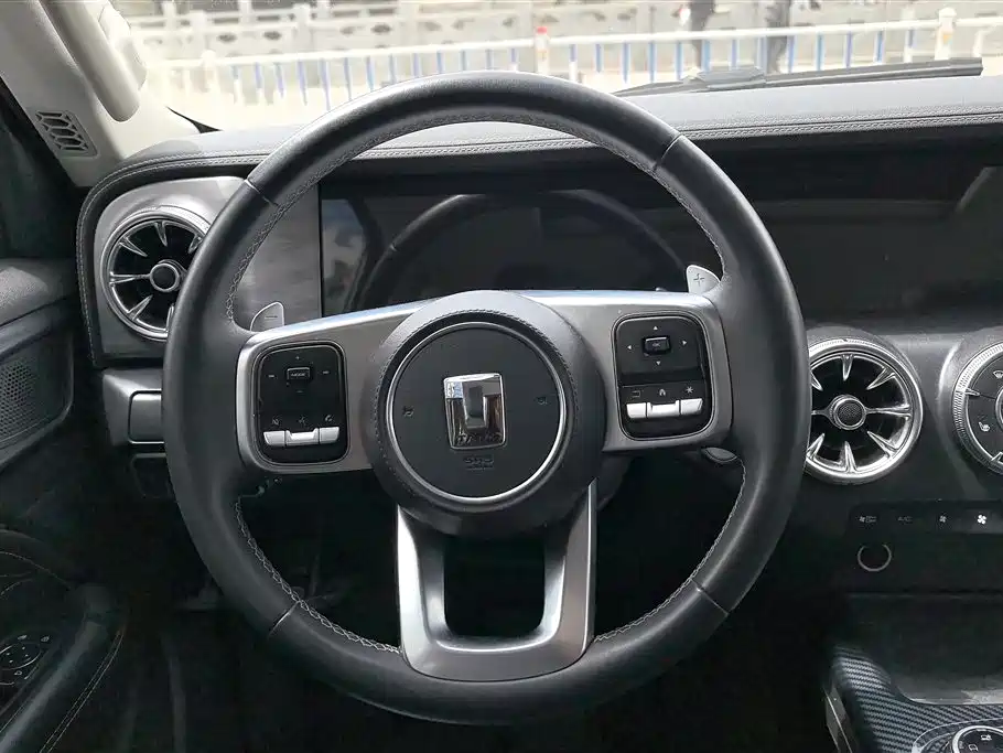 Tank 300 2023 Off-Road Edition 2.0T Challenger фото 15