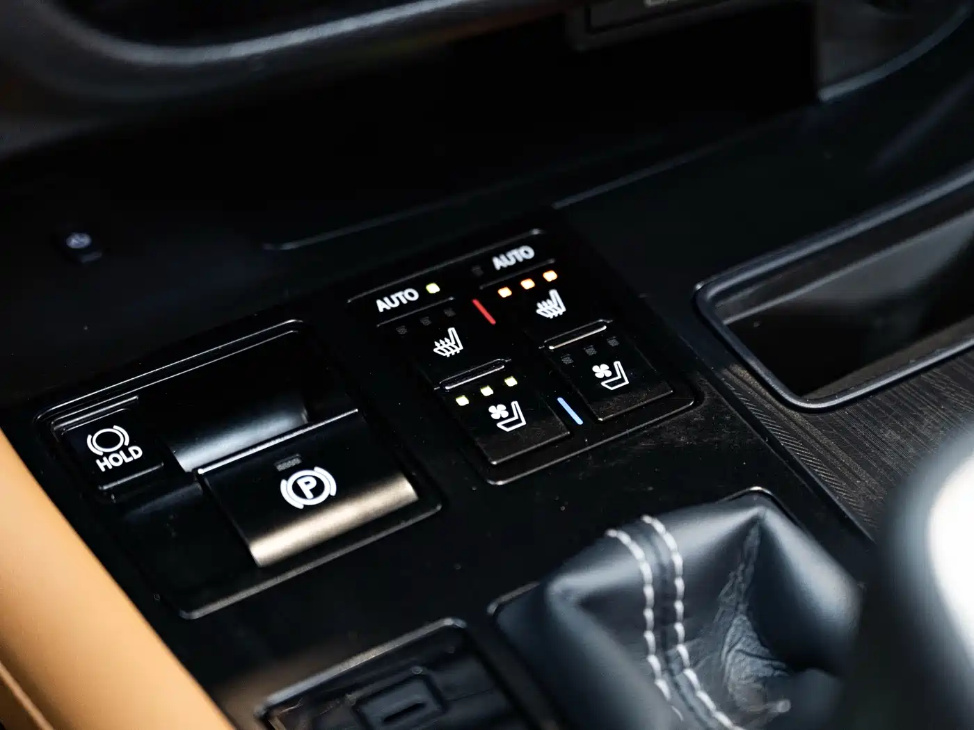 Lexus RX 2020 Facelift 300 AWD Elegance Edition фото 19