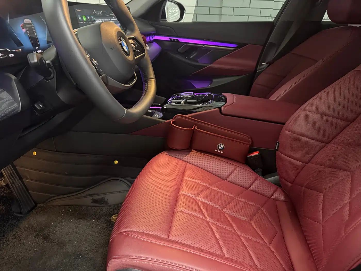 BMW 5 Series 2025 525Li Luxury Package фото 6