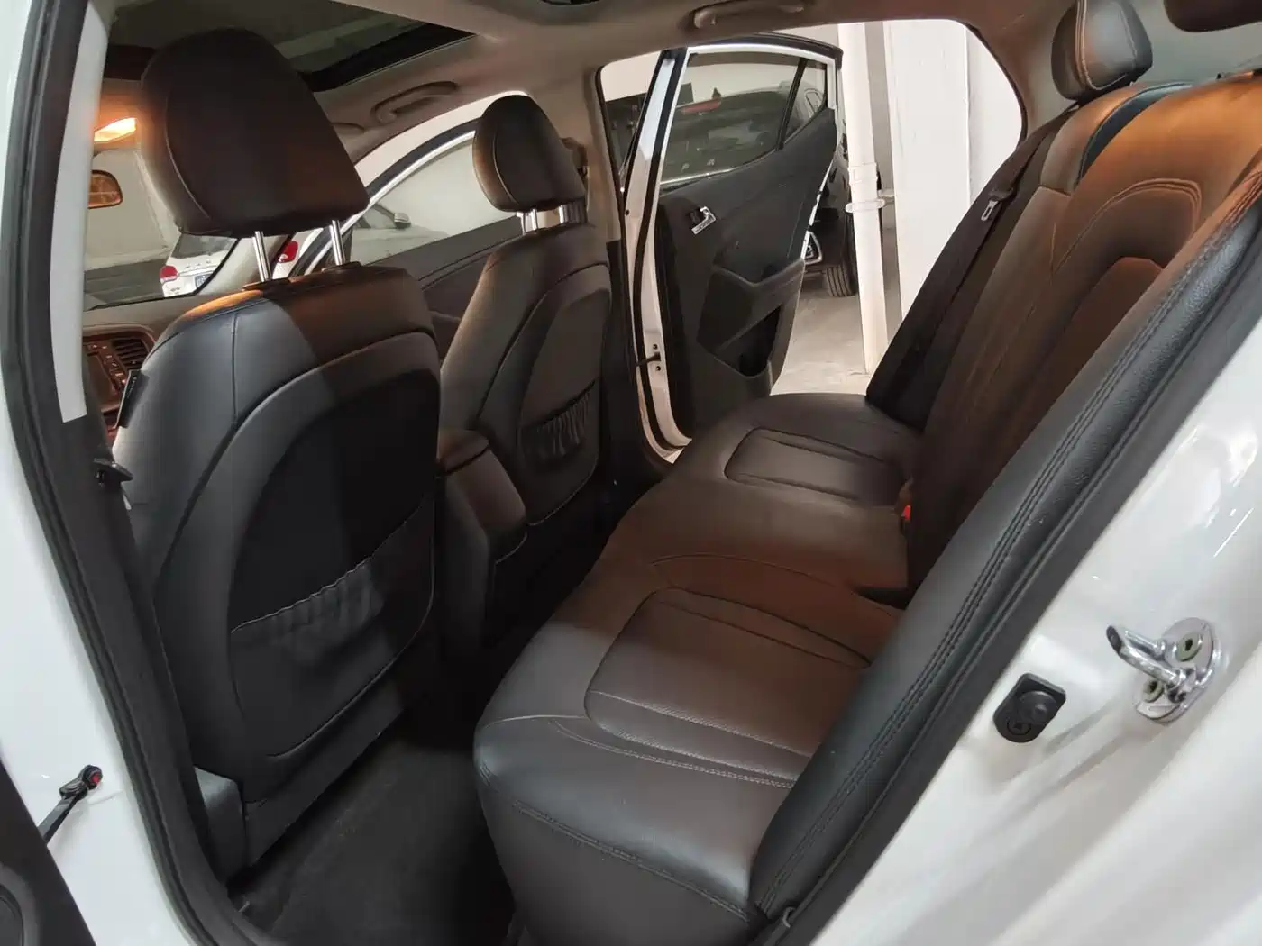 Kia K5 2012 2012 2.0L Automatic DLX