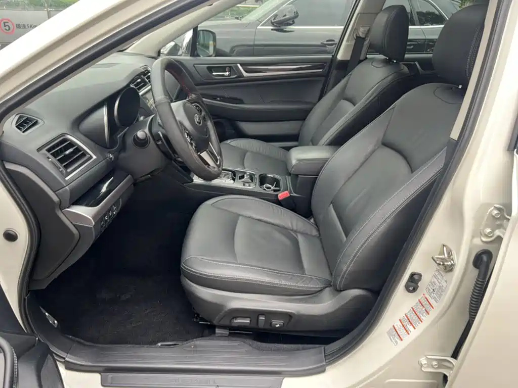 SUBARU OUTBACK