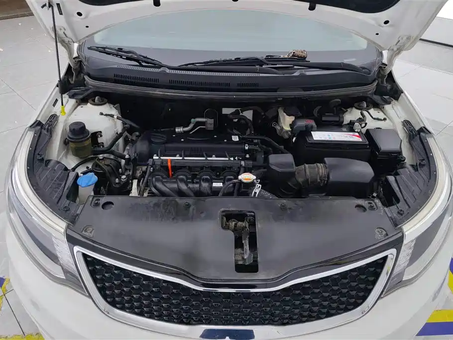 Kia K2 2015 Sedan 1.4L MT GLS фото 10