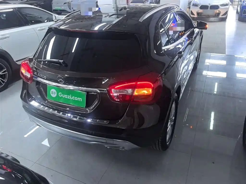 Mercedes-Benz GLA 2016 GLA 200 Fashion фото 7