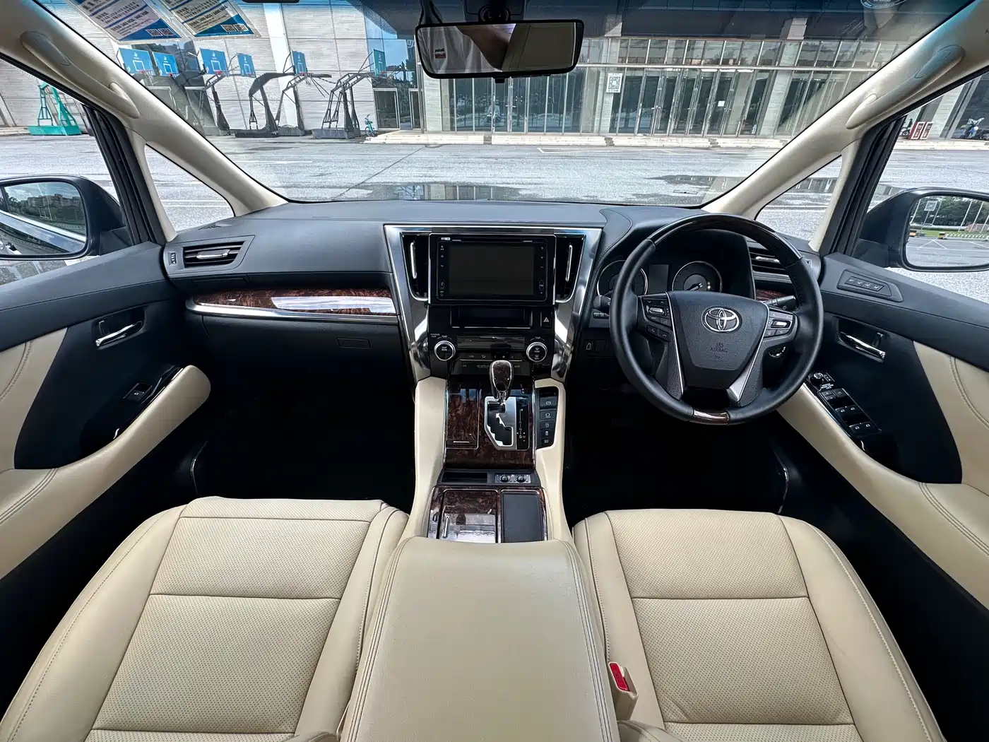 Toyota Alphard 2018 Facelift 3.5L Luxury Edition фото 9