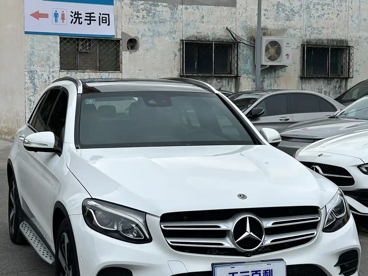 Mercedes-Benz GLC 2019 Facelift GLC 260 L 4MATIC Luxury фото 2