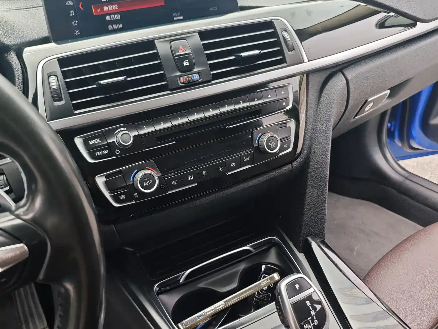 BMW 3 Series 2019 320Li M Sport Package фото 14