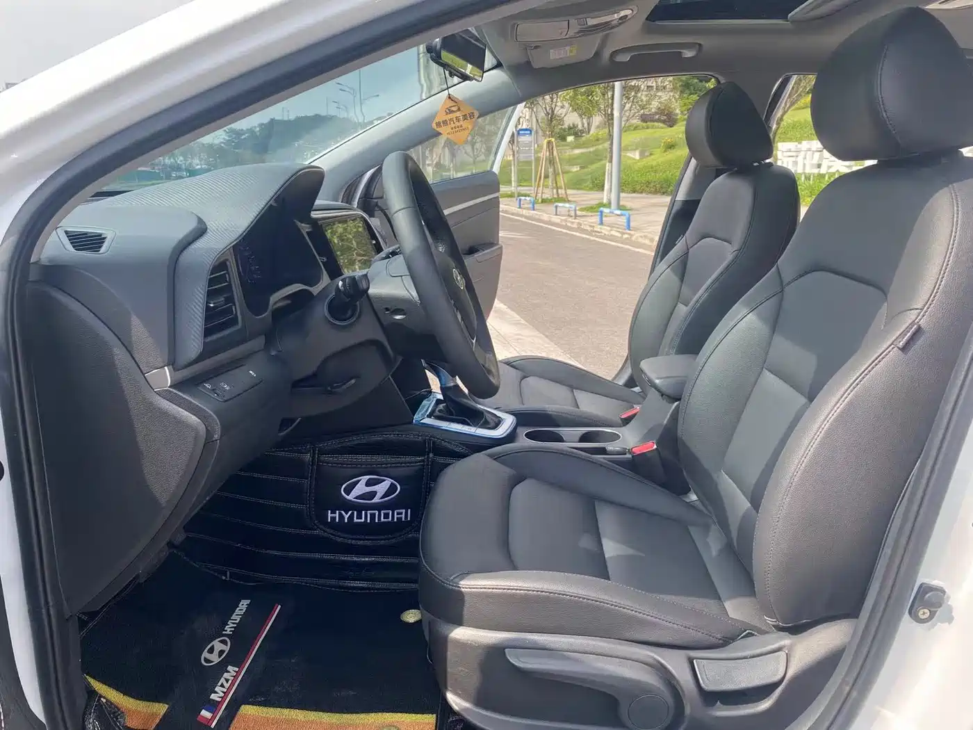Hyundai Elantra 2020 1.5L CVT Smart Style·Elite фото 8